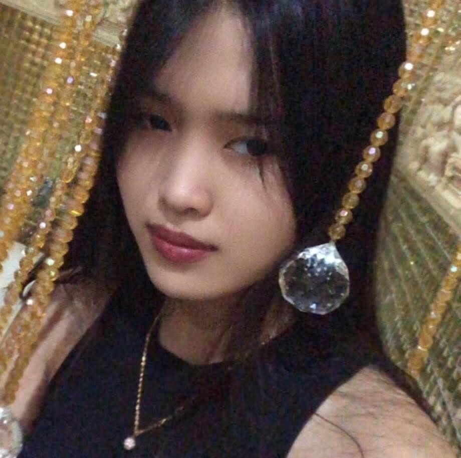 Thu Hà (Francine / Hakuu)